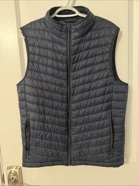 Van Heusen Men's Quilted Navy Blue Packable Vest